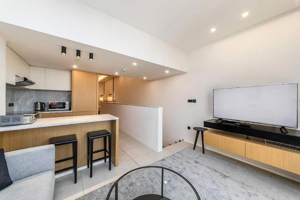 Anantara Palm Jumeirah Studio Sea View Dubai Apartment